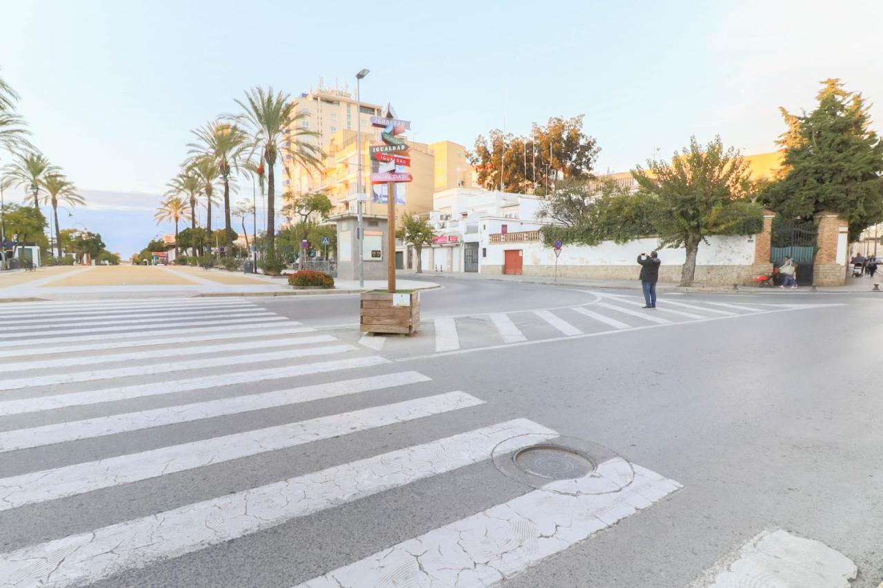 サンルーカル・デ・バラメダRoyal Rent Sanlucar Banda Playaアパートメント エクステリア 写真